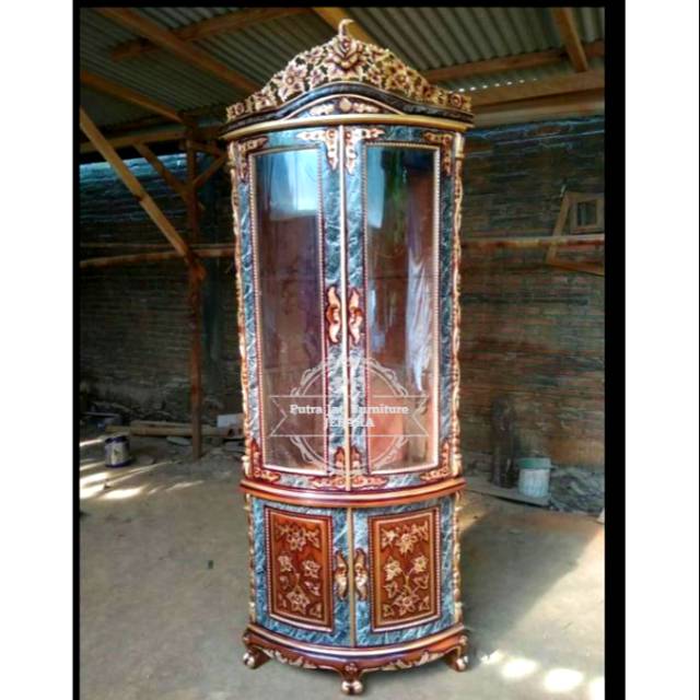 Lemari hias ukir almari pojok rak sudut kayu jati Jepara