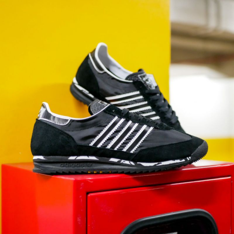 ADIDAS SL72 BLACK WHITE PRINT