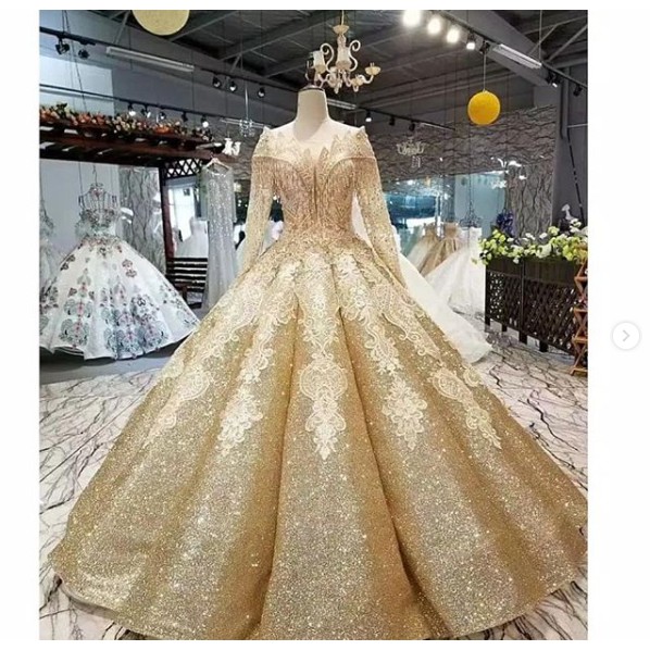 Gaun Wedding mewah gold emas ballgown