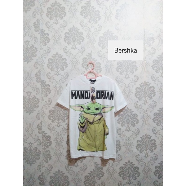 TIKUNG BERSHKA MANDALORIAN TSHIRT