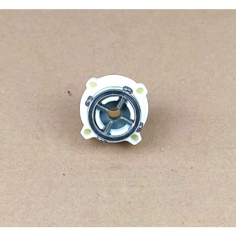 Kepala sambungan slang inlet mesin cuci