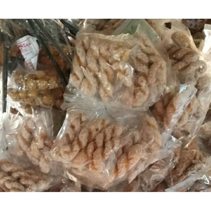 

Cemilan instant snack khas Medan Kue Keripik Kerupuk Untir-untir mini/ kue tambang