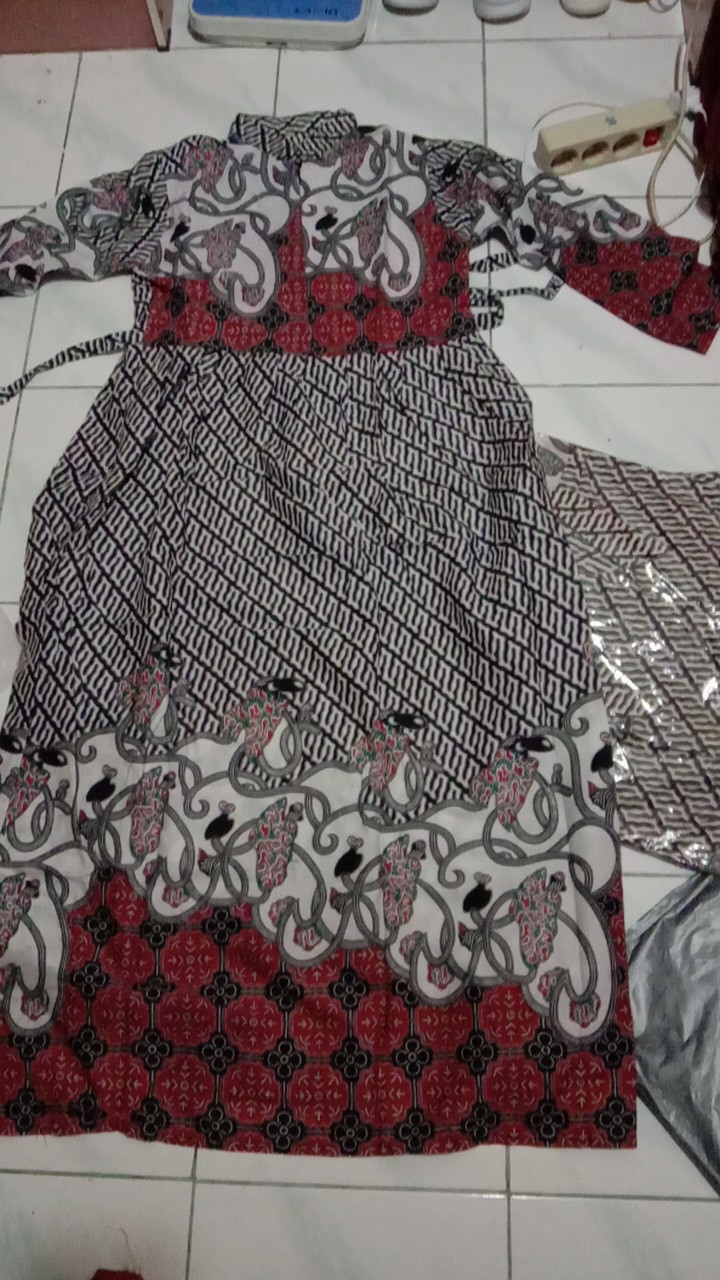 Batik Couple / Batik Couple Keluarga / Batik Jumbo / Sarimbit Keluarga / Baju Batik Marsya Gurdo