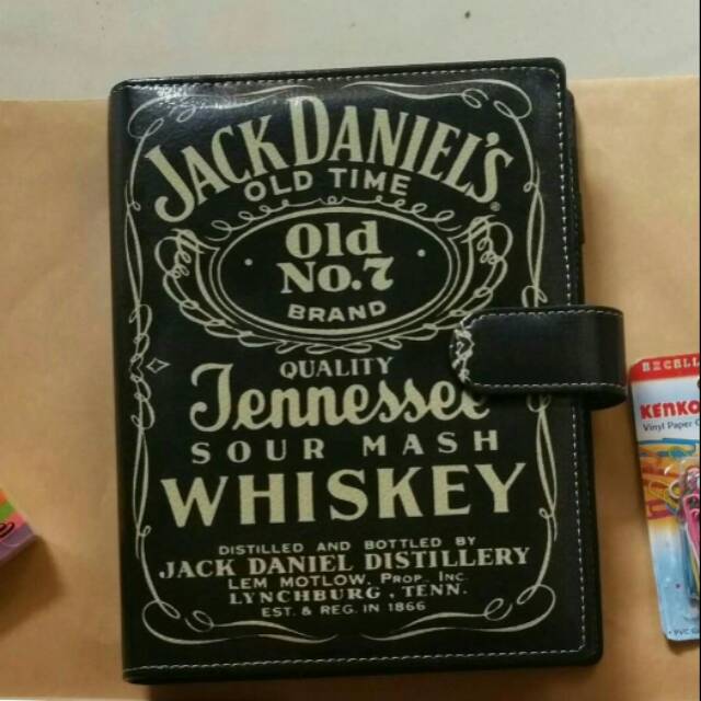 

Binder JackDaniel's