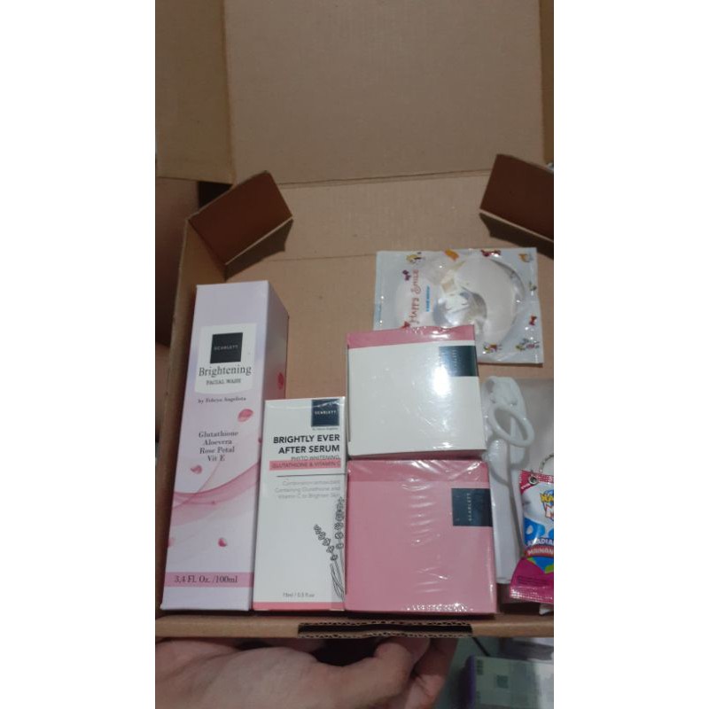 sepaket skincare scarlett whitening by felicya angelista