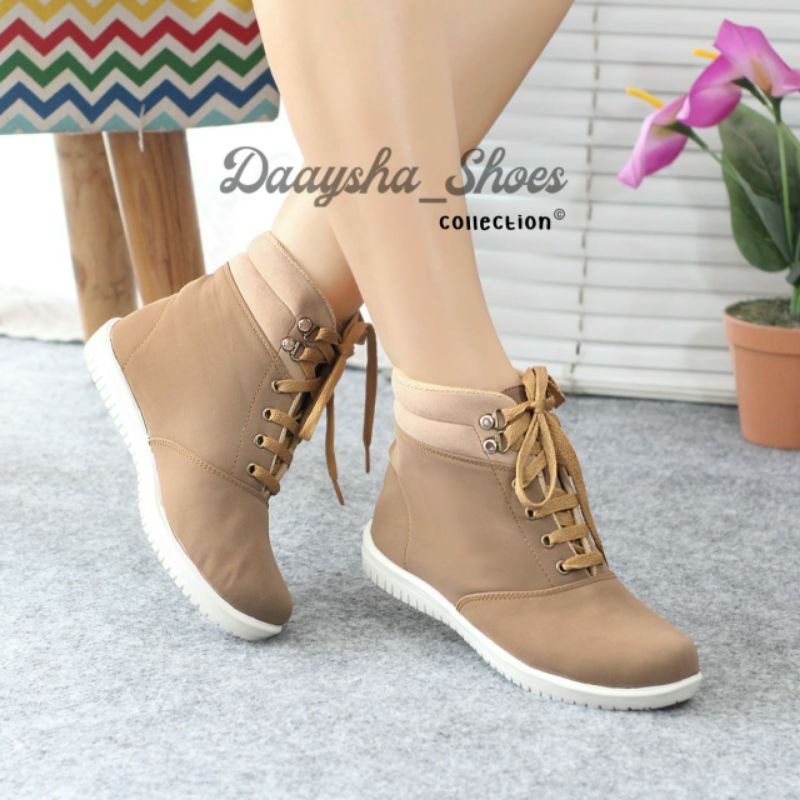 boots flat wanita bkr 05