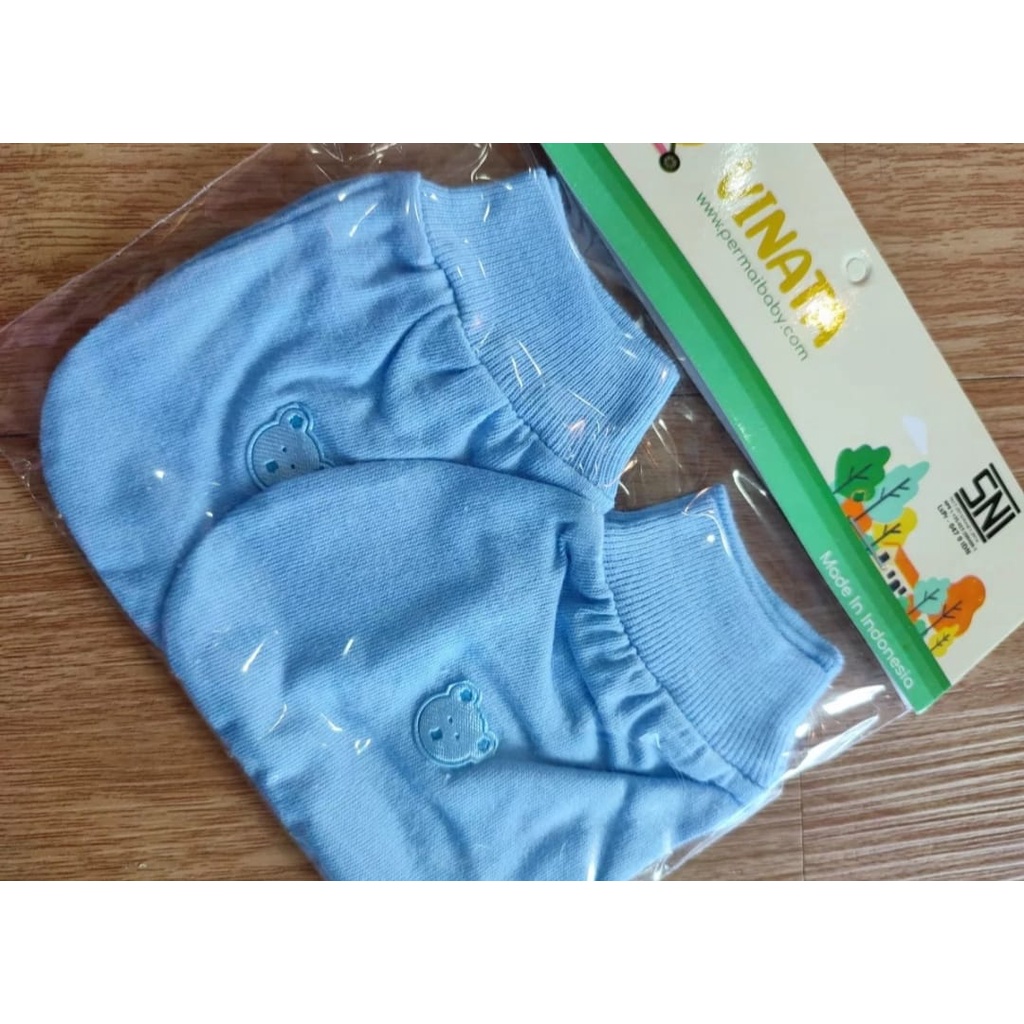 1 Set sarung tangan dan kaki bayi motif boneka