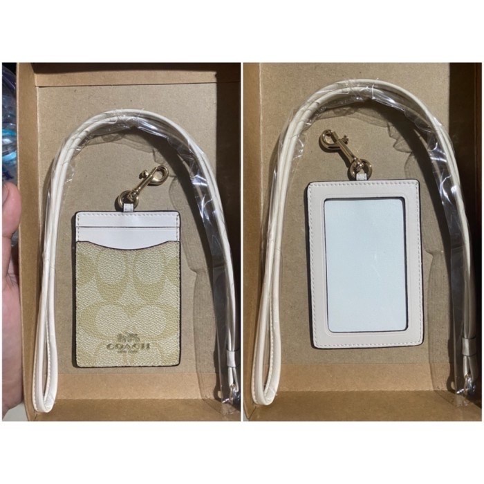 

Diskon [Original] Lanyard Coach Signature Id Card Holder / Tempat Kartu Coach Berkualitas