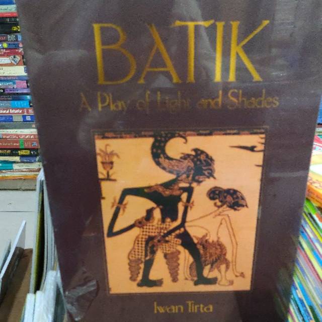 Buku Batik oleh Iwan Tirta