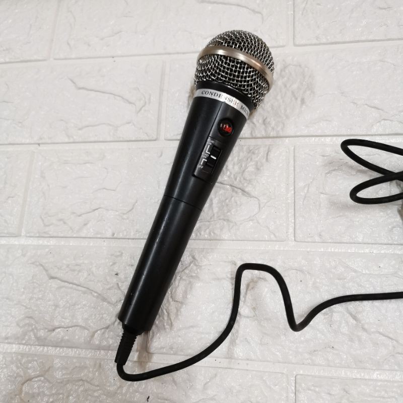 PROFESSIONAL DYNAMIC MICROPHONE MIKROFON MIC HITAM KABEL PANJANG PENYANYI KARAOKE MURAH OBRAL AWET