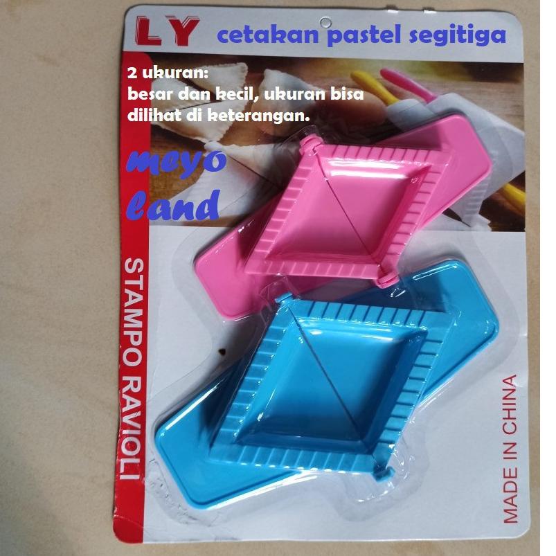 [KODE PRODUK NSLWH8581] 2 pcs Cetakan Pastel Segitiga Set KUAT Ravioli Samosa Pangsit Dumpling Plast