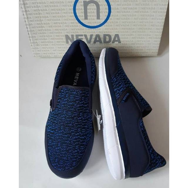 Sepatu slip on pria nevada