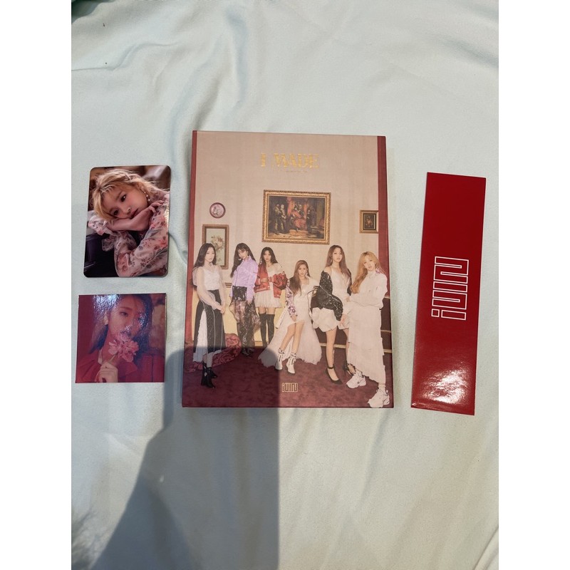 Gidle 2nd mini Album I-Made (ALBUM ONLY+POSTER+BOOKMARK/ MINNIE STICKER) BACA DESKRIPSI