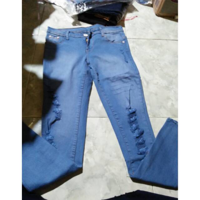Jeans Ripped Sobek Tidak Tembus Prada