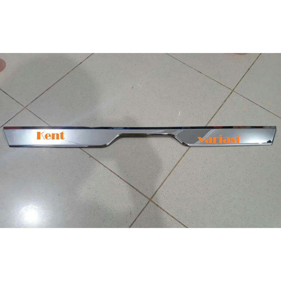 Lis List Chrome Bagasi Belakang Xpander Trunk Lid Chrome