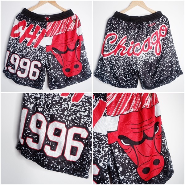 CELANA IMPORT CLASSIC JUMBOTRON CHICAGO BULLS HITAM 1996