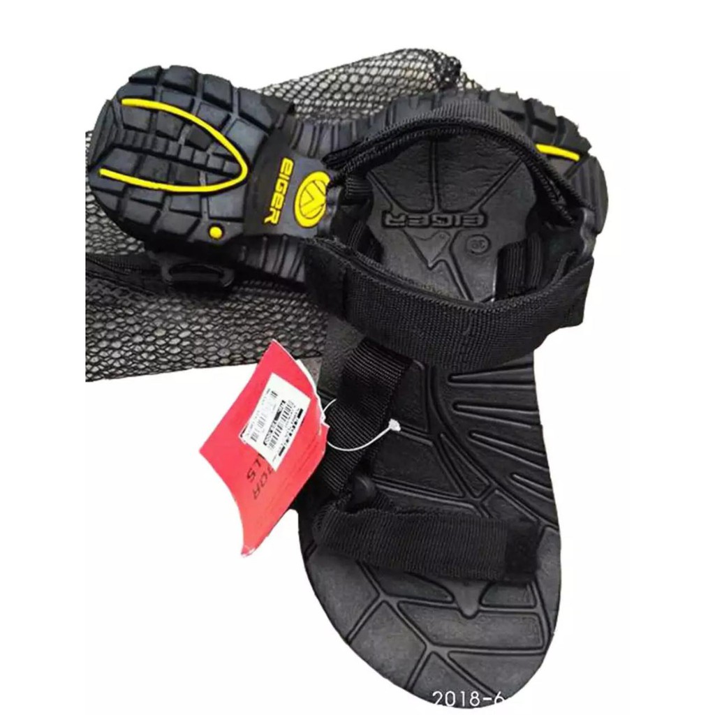 SANDAL GUNUNG OUTDOOR HITAM POLOS - SANDAL GUNUNG MURAH BERKUALITAS