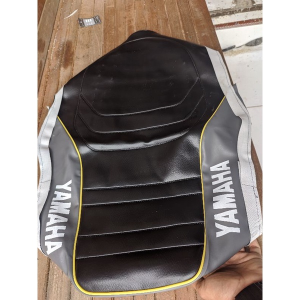 Kulit jok cover jok motor YAMAHA ALFA LIS KUNING model ORIGINAL ukuran standard bahan tebal termurah