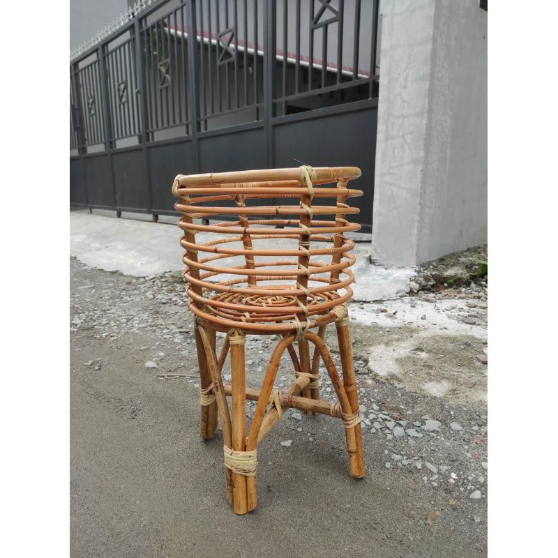 standing pot rotan / standing planter / standing rotan