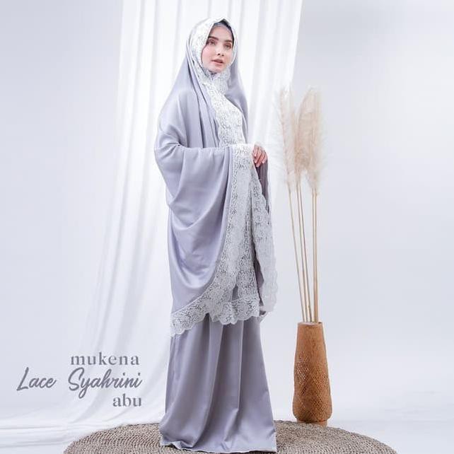 SALEE.. Mukena Dewasa Syantik Motif Elegan Lace Syahrini Bahan Kain Satin Velvet Adem