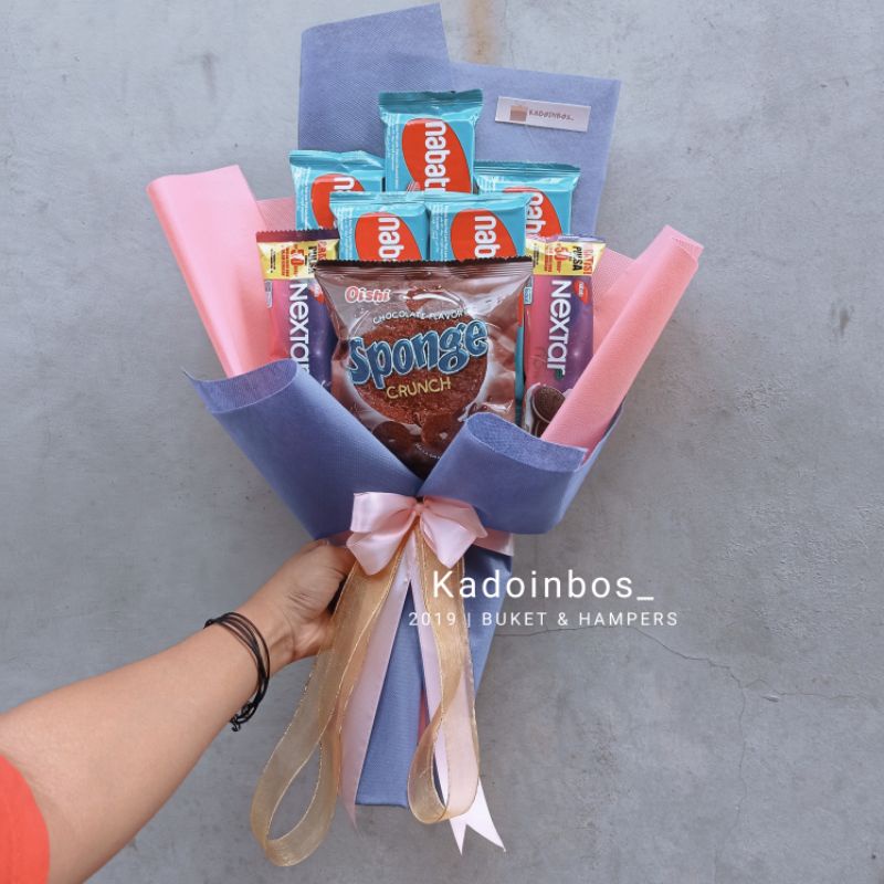 

Buket Snack Ultah/Wisuda/anniversary/dll