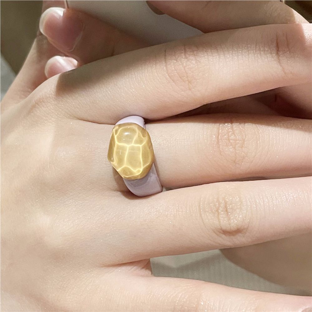 Needway  Gifts Resin Rings Korean Fashion Jewelry Finger Rings Transparent Women Girls Solid Color Geometric Water Ripple Gem Tail Rings/Multicolor