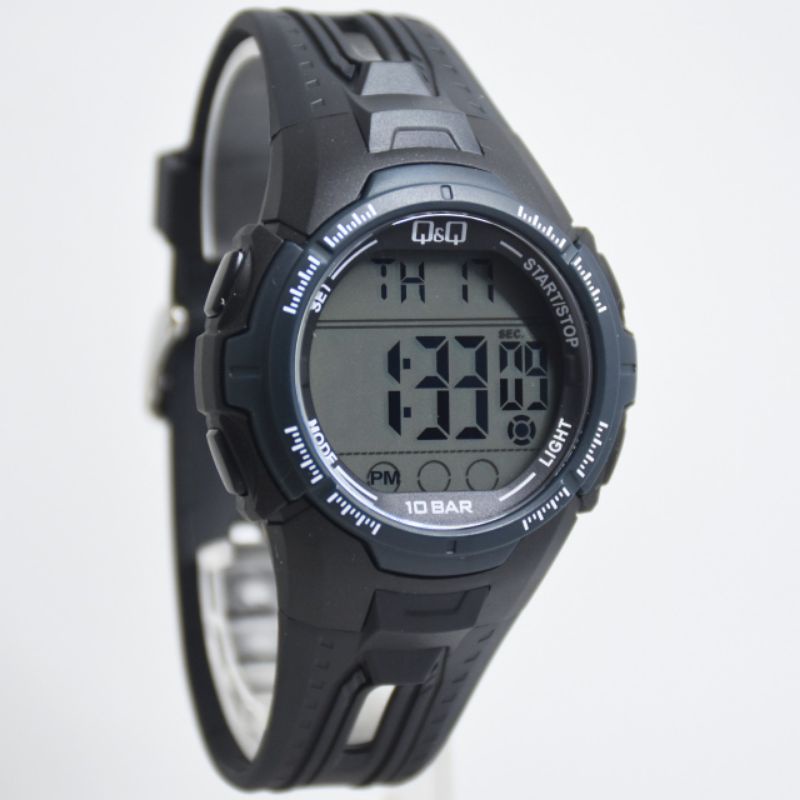 Jam Tangan Pria Q&Q QQ QNQ qq Original Jam Tangan Renang Digital Q&Q M189J005Y Original