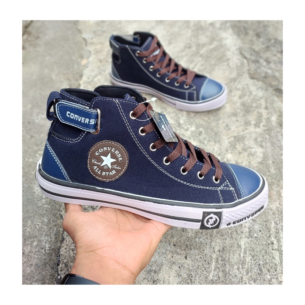 Sepatu Pria Unisex All Star High Boots Navy - BTC