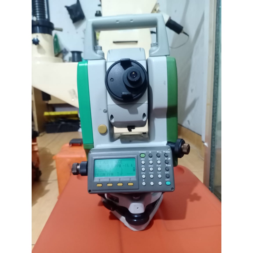 

Total Station Sokkia SET02N Second / Sokkia SET02N / Sokkia SET 02N