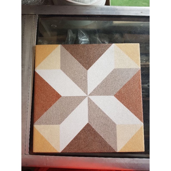 Lantai Kamar Mandi Kasar 25x25 Ikad KW 1/ Keramik Lantai Dapur KW1 Ukuran 25 x 25
