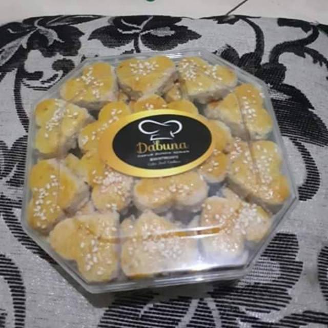 

Kue kacang putri salju