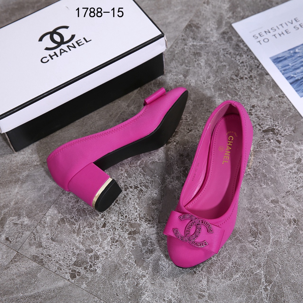 CC Logo Bow Block Heel Pumps 1788-15