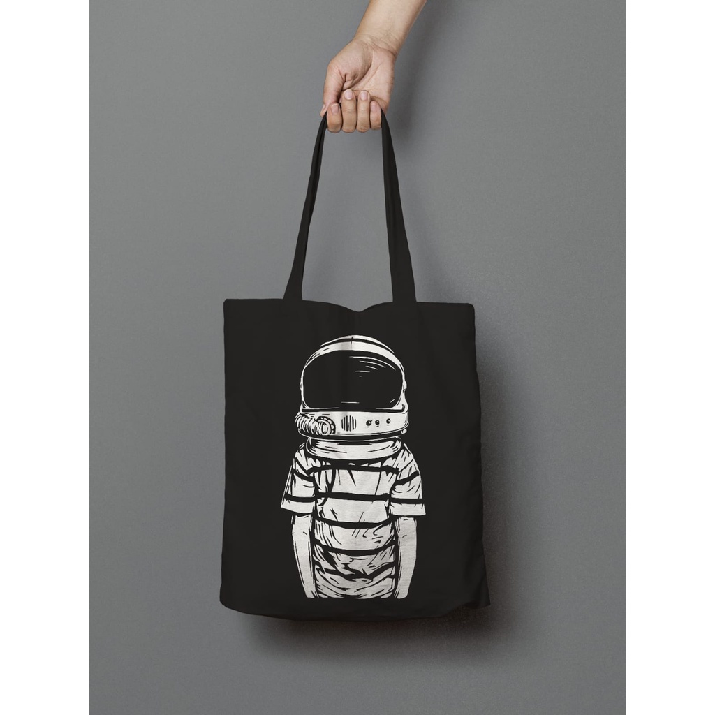 TOTEBAG Terbaru KANVAS Pria Dan Wanita TAS TOTE BAG Bisa Dipakai Sekolah - AOT dan Astronout