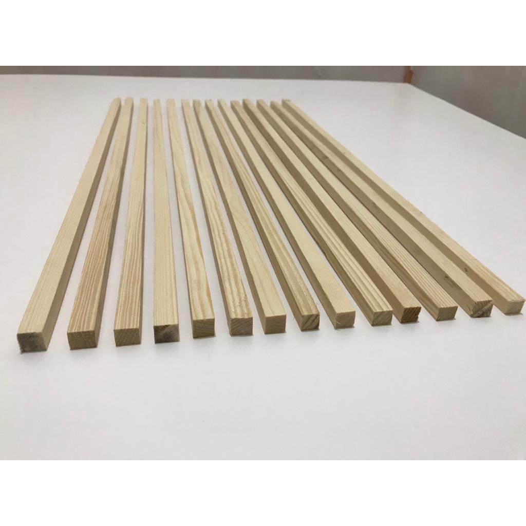 Lis kayu Jati Belanda 4x4cm / Kayu Pinus Jati Belanda