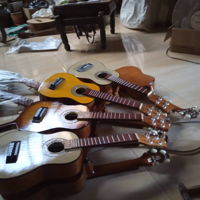 

UKU LELE