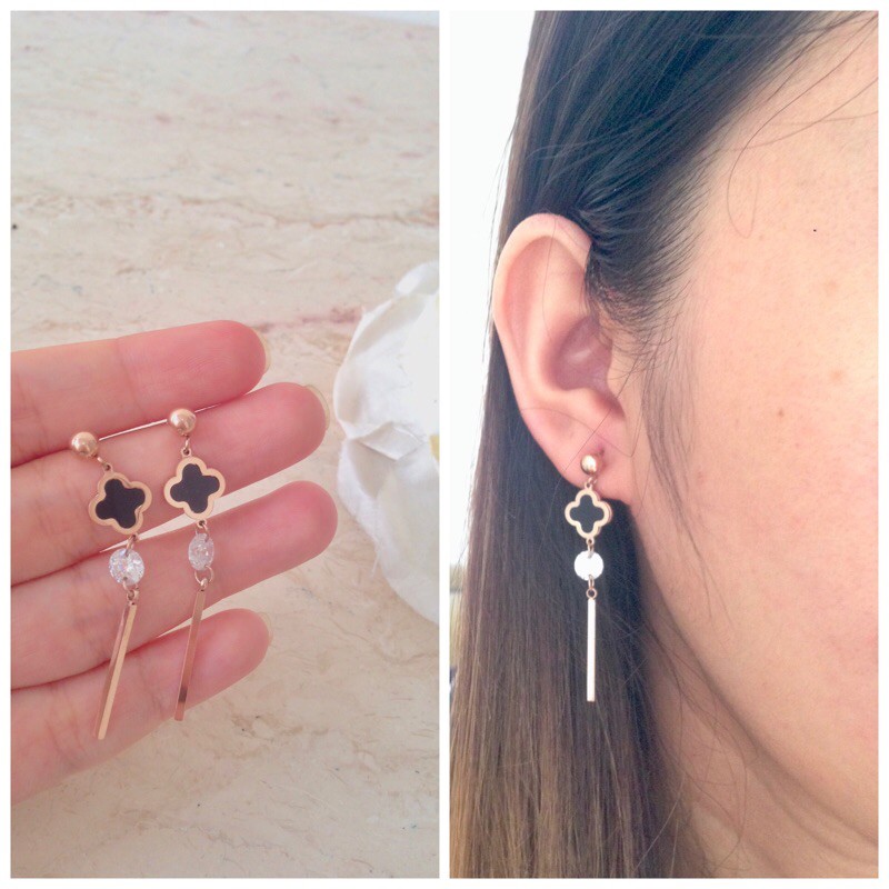 Anting LV van cleef titanium