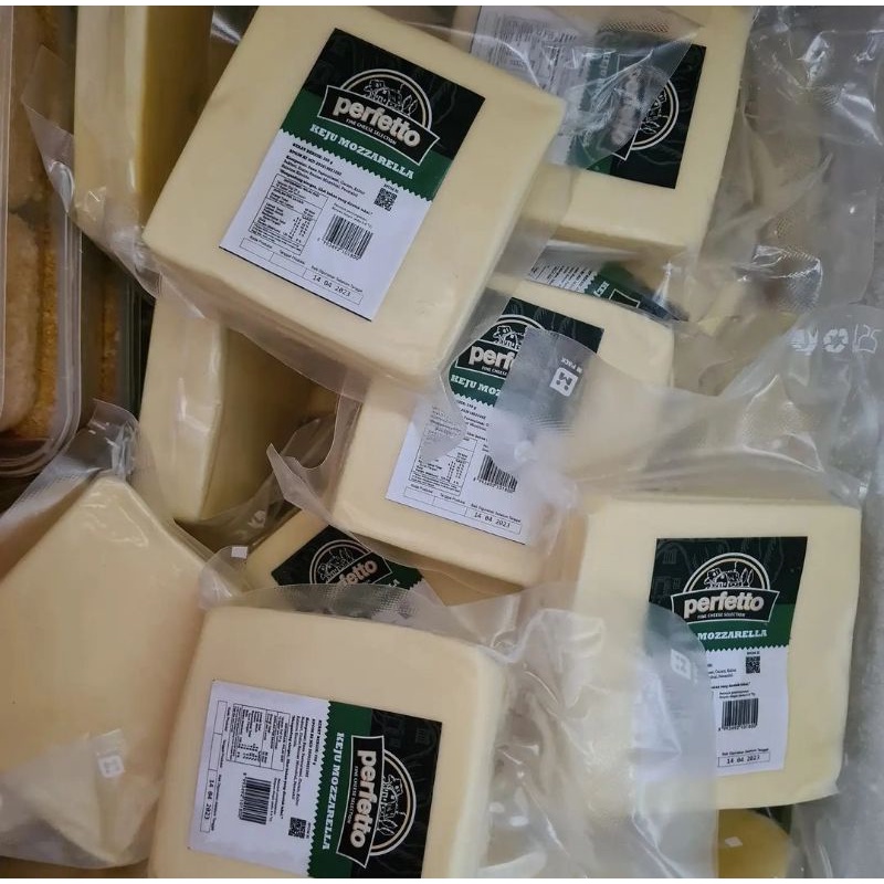 

Keju Mozarella Perfetto /Mozarella cheese / berat 250 gr