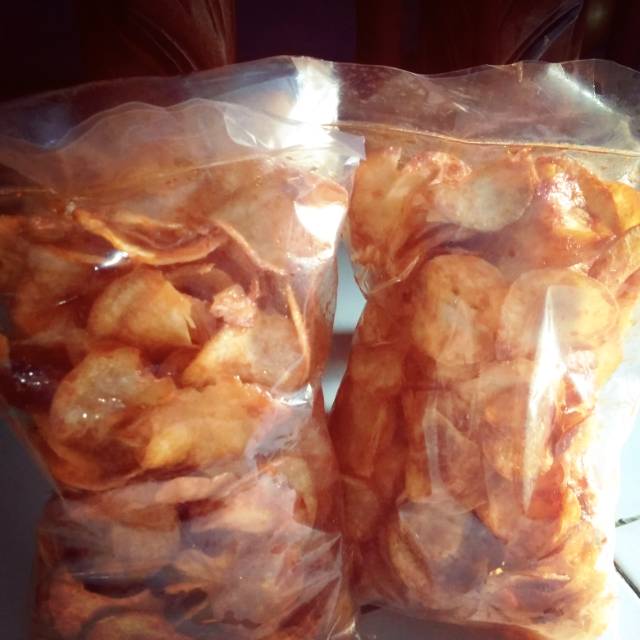 

Keripik singkong pedas