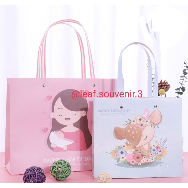 

Kado hadiah hari ibu mothers day Paper bag hari ibu / paper bag mothers day / hadiah hari ibu / kado hari ibu ,/ kotak kado hari ibu / tas hari ibu / mothers day gift / newborn gift / paperbag newborn / paper bag motif newborn