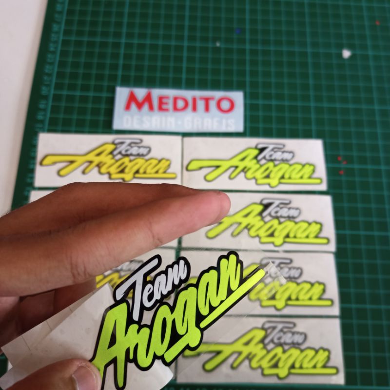 Sticker Cutting Team Arogan