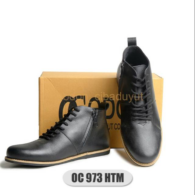 Sepatu casual kulit OC973