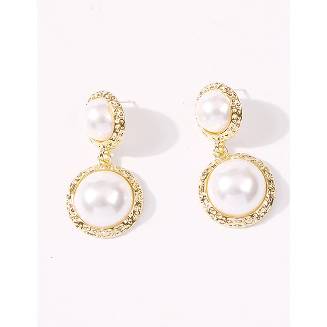 LRC Anting Tusuk Fashion Pearl White Irregular Alloy Earrings With Diamonds K25918