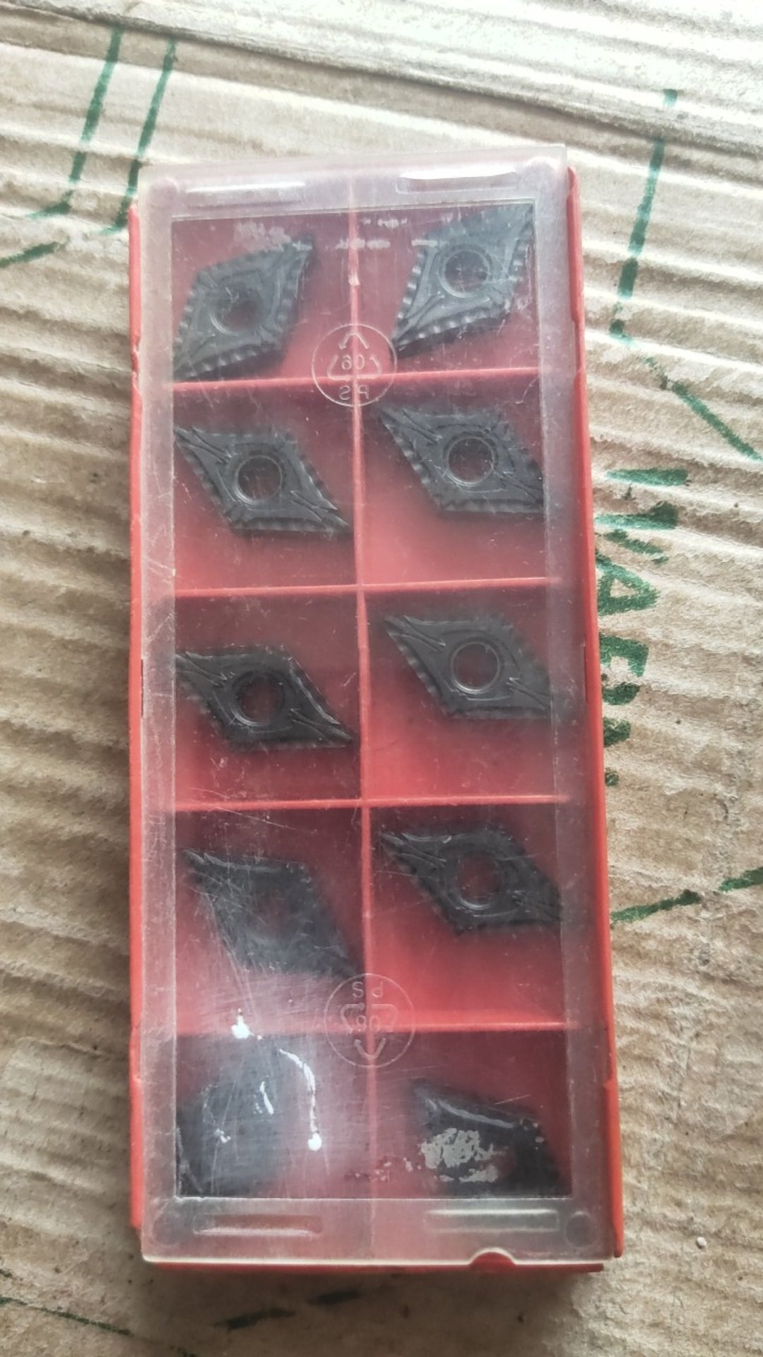 Dnmg 15 04 Insert Bubut Insert Cermet Bekas