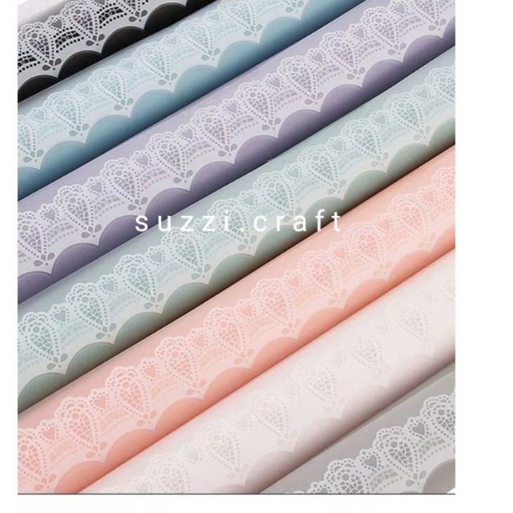 

Hadir Terpopuler GROSIR kertas buket lace edge/ wrapping paper/ flower wrap