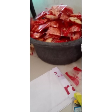 

snack keripik singkong pedas asin