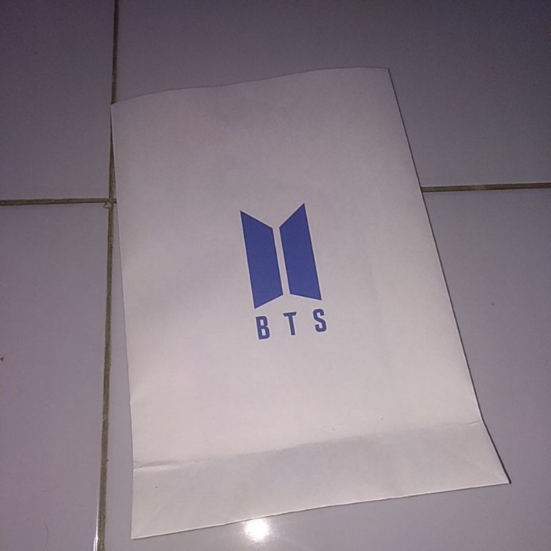 Small Paper Bag BTS POP UP MOTS