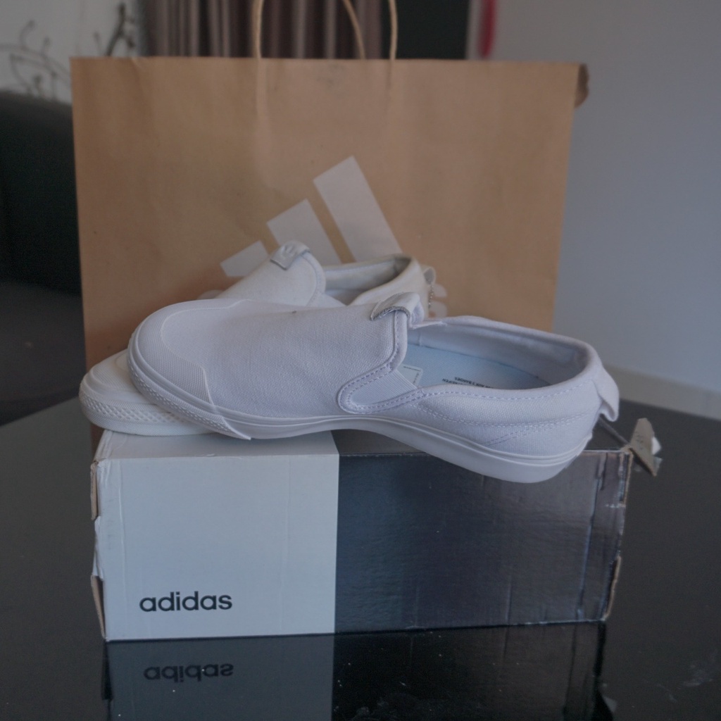Sepatu Adidas Nizza Slip-on CQ3103 preloved
