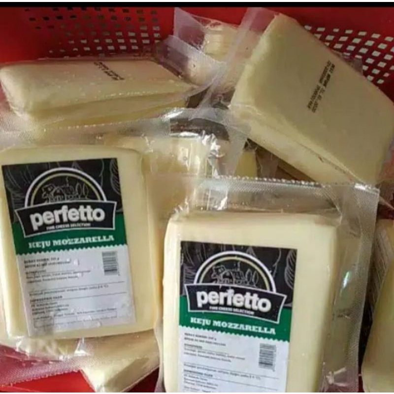 

Keju Mozzarella Perfetto {250/500Gr}|Mozarella Cheese Perfetto[Repack]