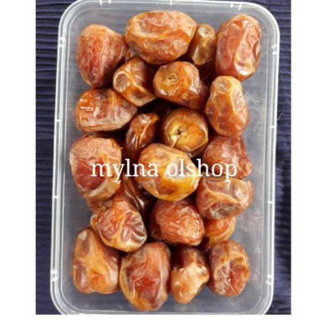 

kurma sukari basah dus hijau saudi 500 gr
