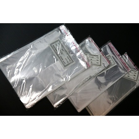 

Plastik Undangan Pernikahan ukuran lebar 11 cm - 20 cm panjang 25 cm